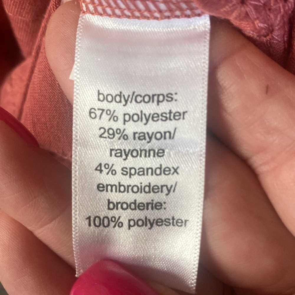 24/7 Maurices Eyelet Knot Hem Tee Sz L NWOT - Picture 8 of 9